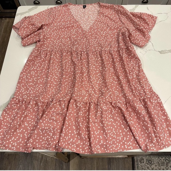SHEIN Curve 4XL Pink Hearts V-Neck Tiered Ruffle Babydoll Swing Dress - Picture 7 of 10